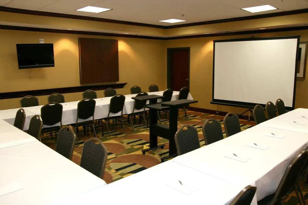 Hampton Inn & Suites Austin South Buda