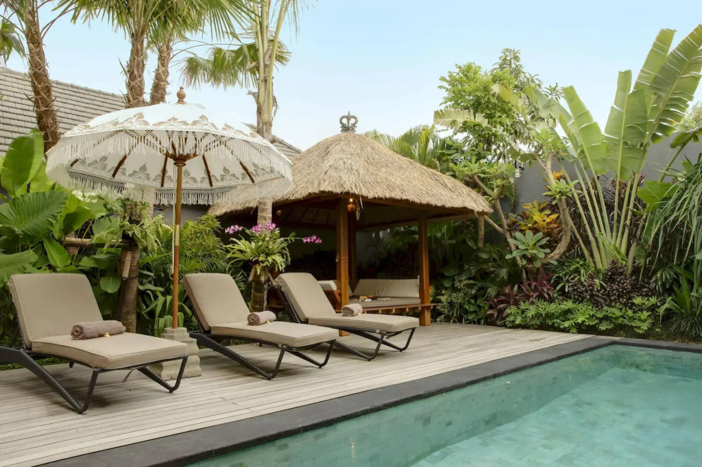 Elok Villas