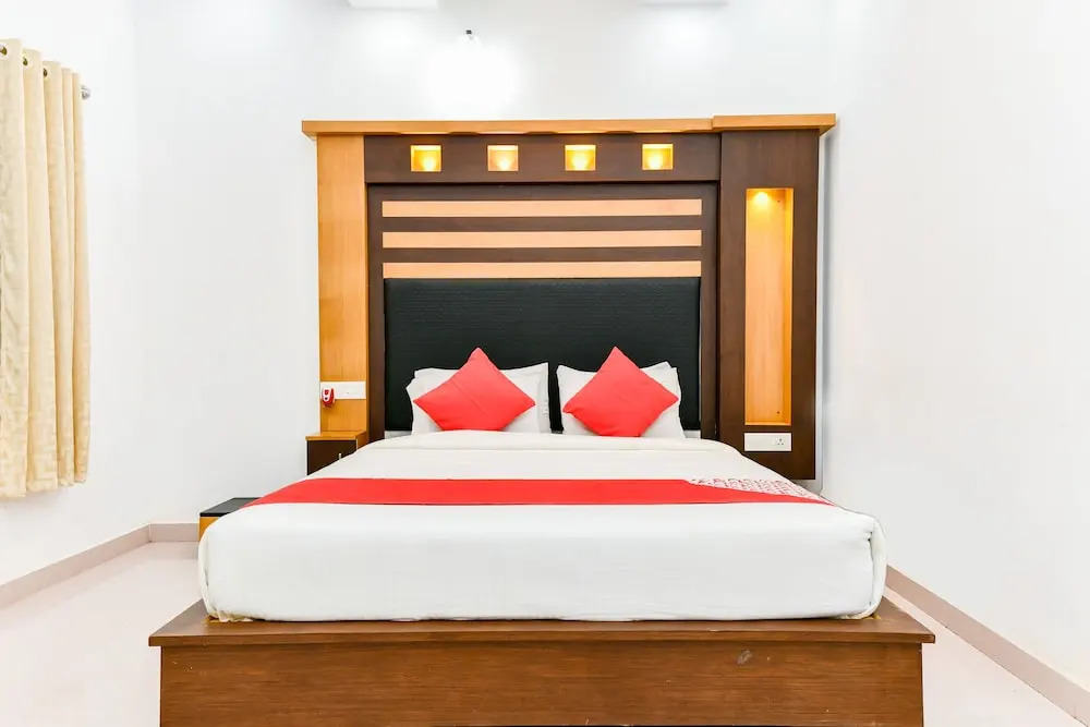 Chilanka Lake View Resort