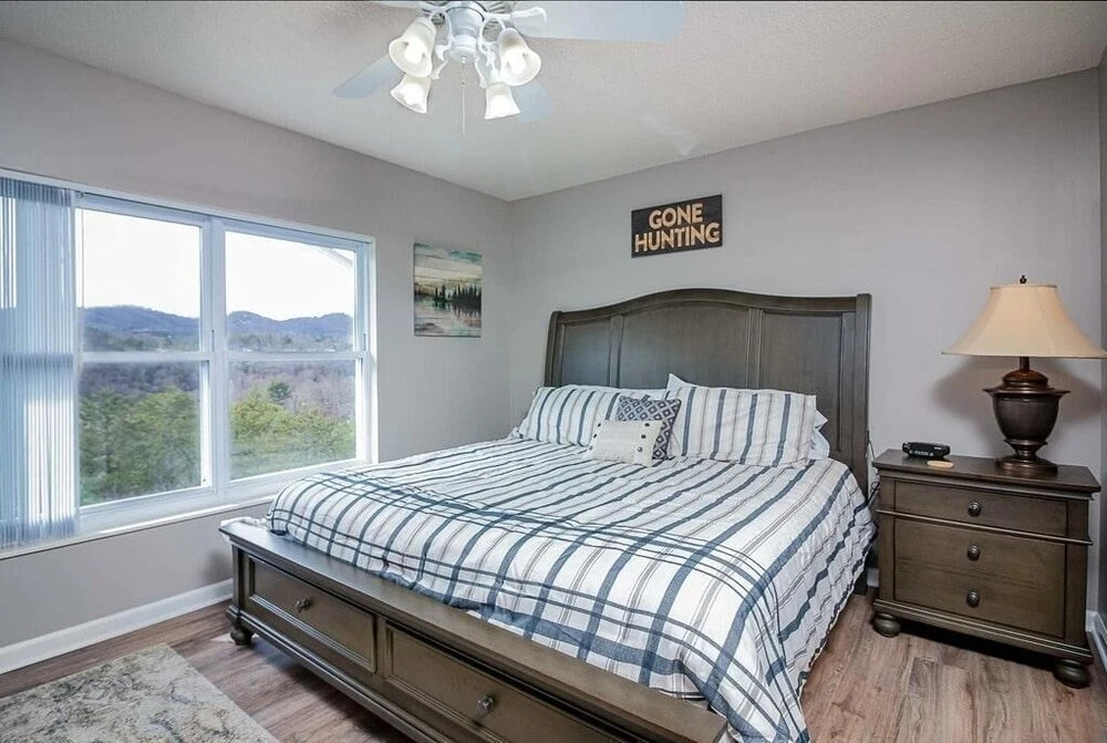 Whispering Pines 654
