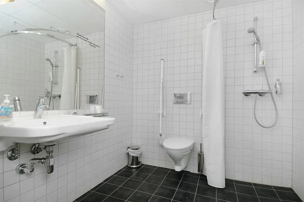 Globus Hotel