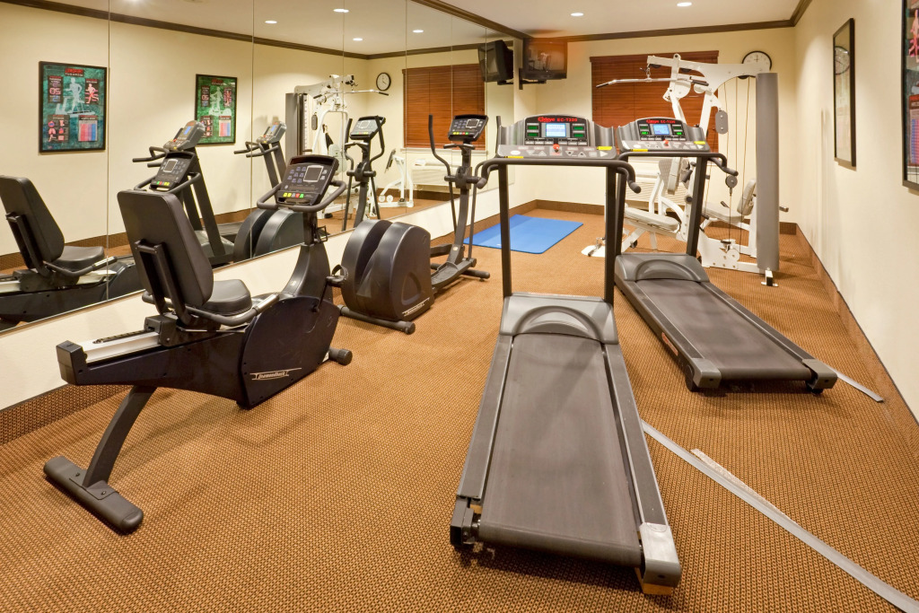 Holiday Inn Express & Suites Lake Worth by IHG