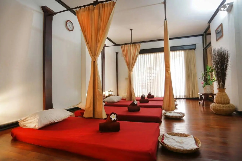 Grand Sunset Angkor Hotel