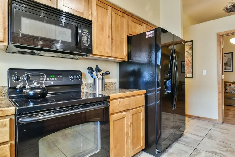Cottonwoods 469