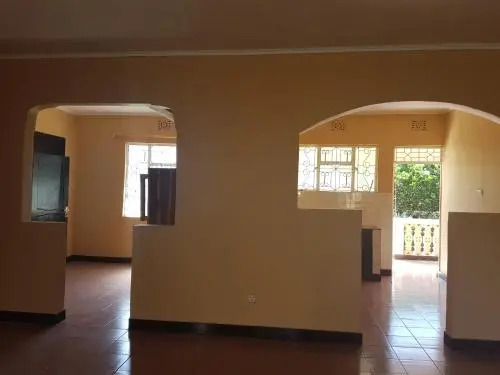 Volunteer-4-Life Hostel