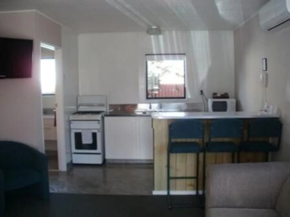 Gloucester House Motel