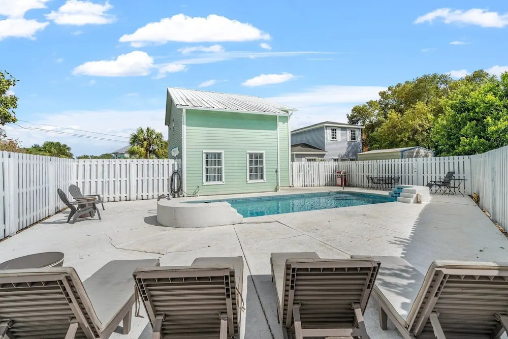 212 Sands Street Casa Verde