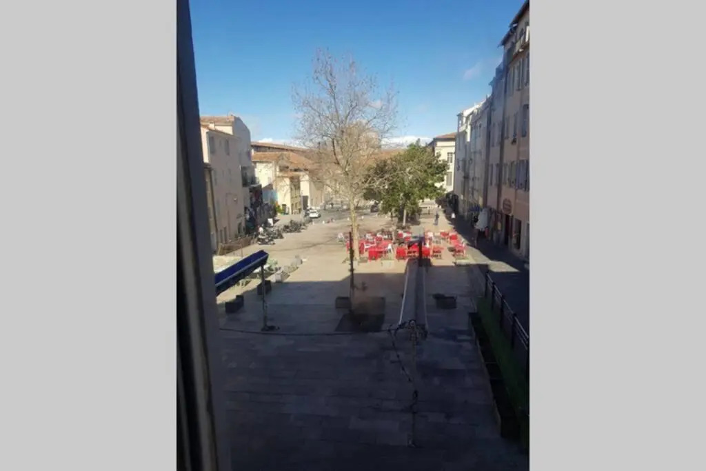 appart rénové quartier historique ,centre ville