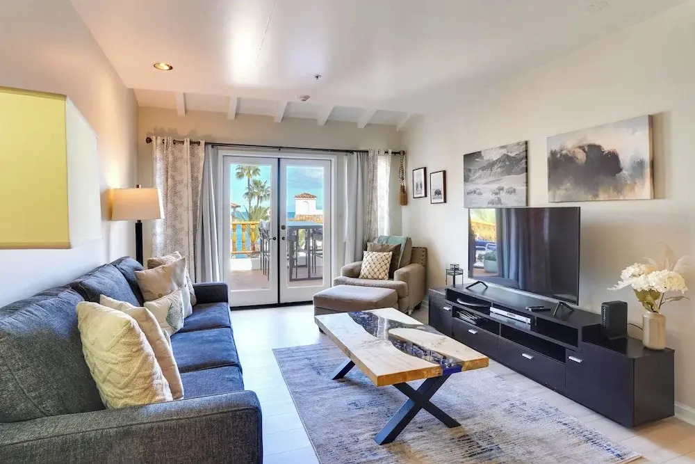 Gorgeous Catalina Island Condo With Golf Cart!