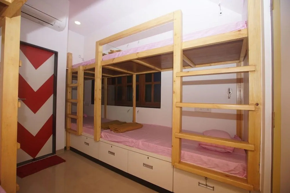 Mumbai Staytion Dorm- A Backpackers Hostel