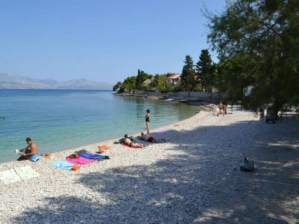 Neda - 80m from the sea - A2(2)