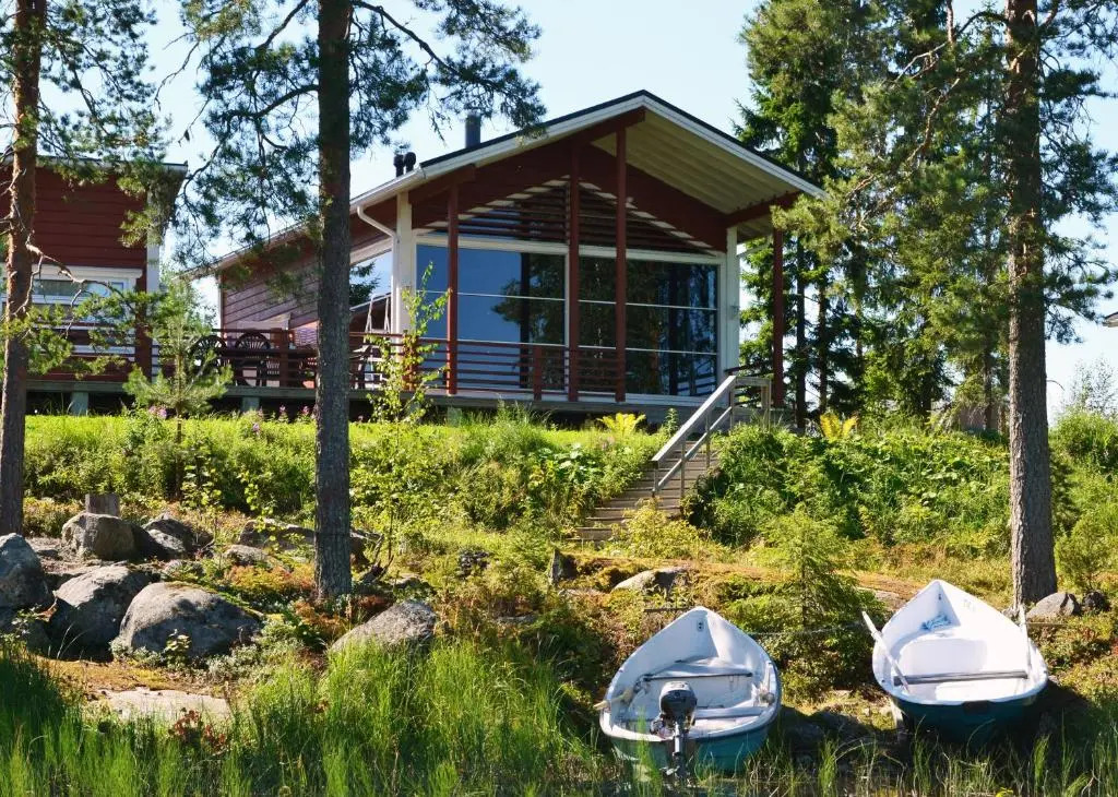 Tiiringolf Cottages