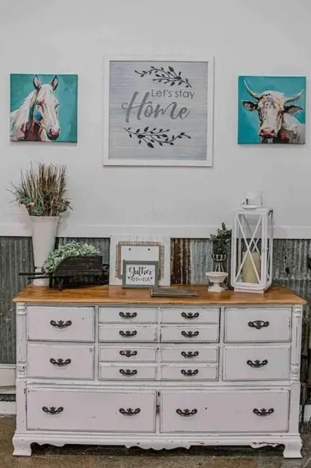 The Country Cottage - Perfectly Located off I-40