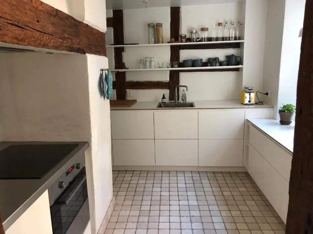 K10 Apartments
