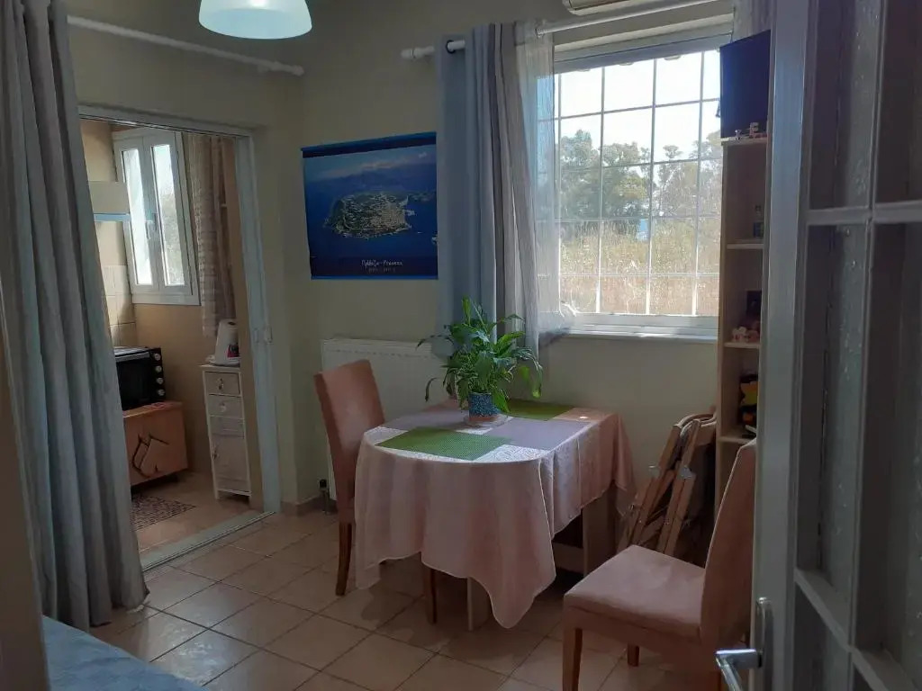 Top floor on villa, 3' from center, by the sea! Host is Efi Kwsta