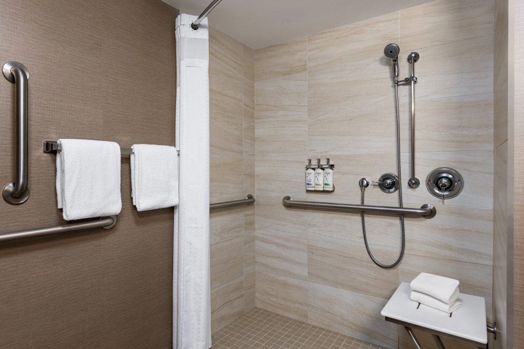 Holiday Inn Gaithersburg by IHG