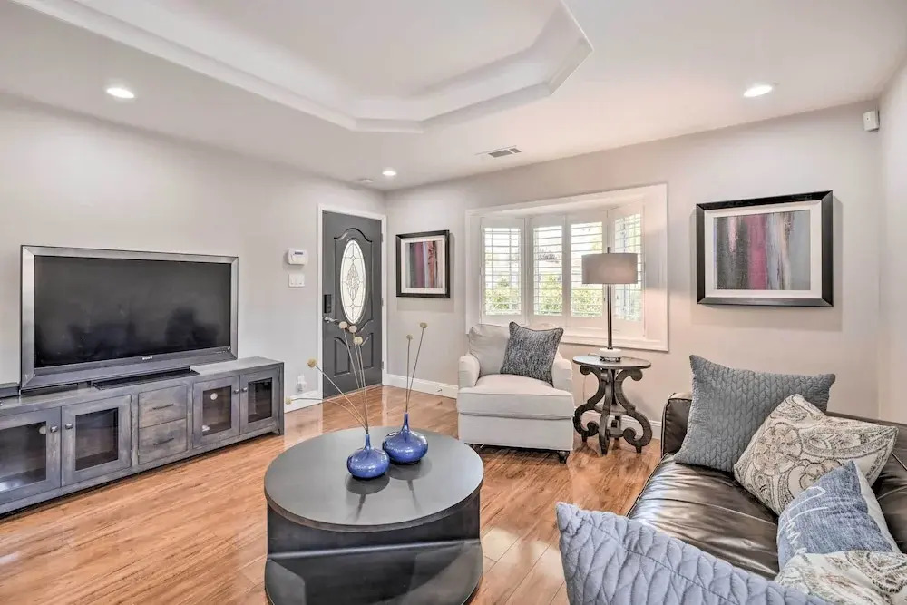 Walkable Family Home Near Levi's Stadium!
