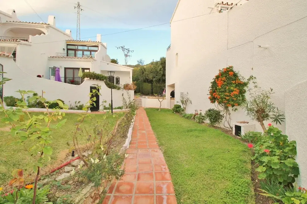 1015 Casa Pueblo