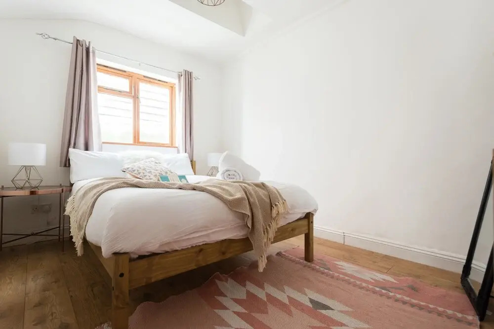 Wonderful Spacious 6 Bed Home in Heart of Bath