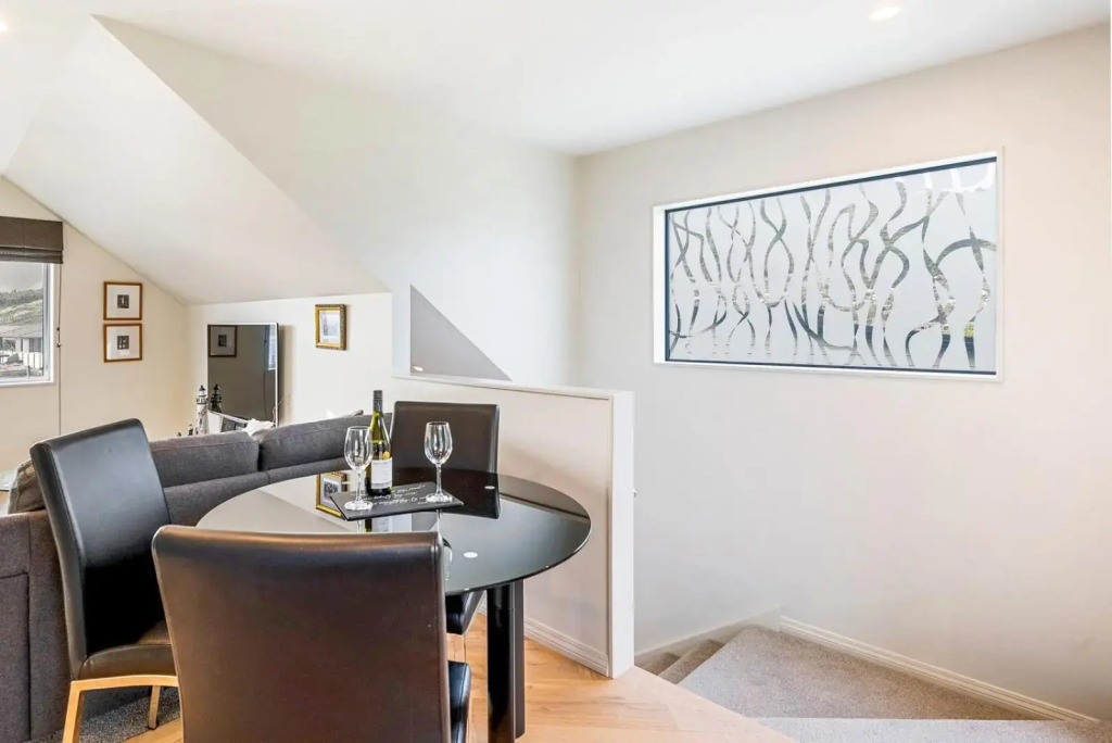 Slice of Paradise - Waikanae Self-Contained Holiday Unit