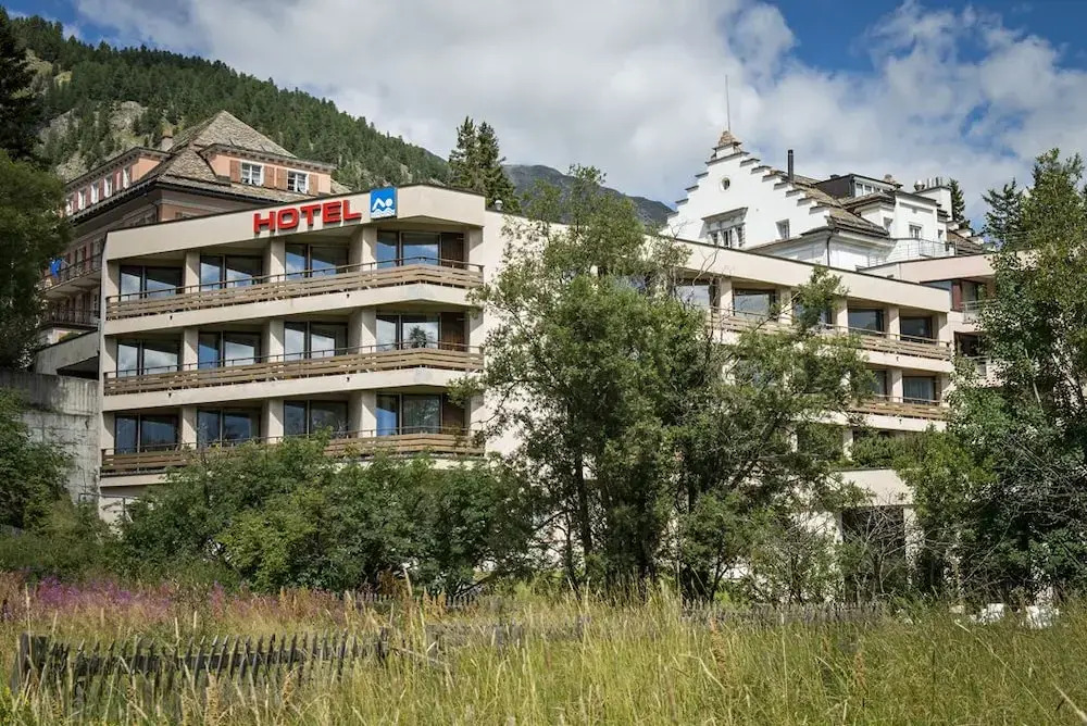 Quadratscha Hotel