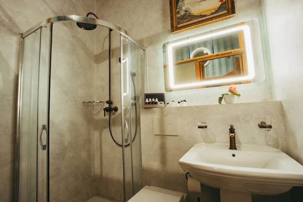 Divná pani Luxury Gallery Rooms