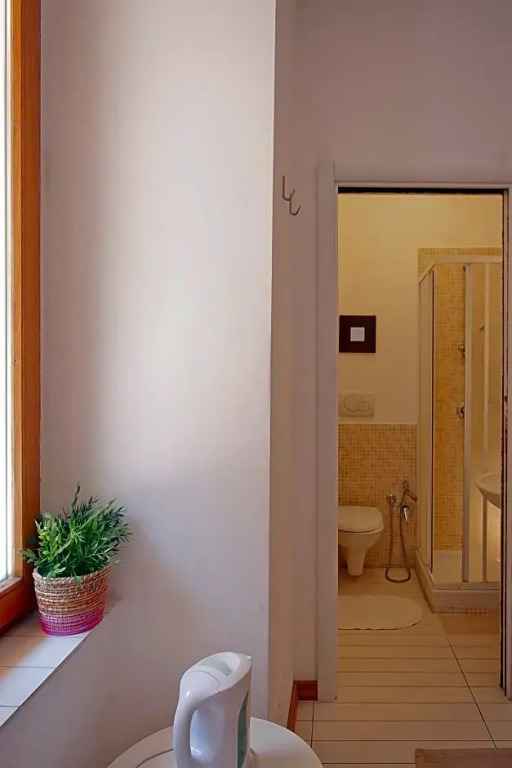 Opera Inn Suites - Rooms and Apartments