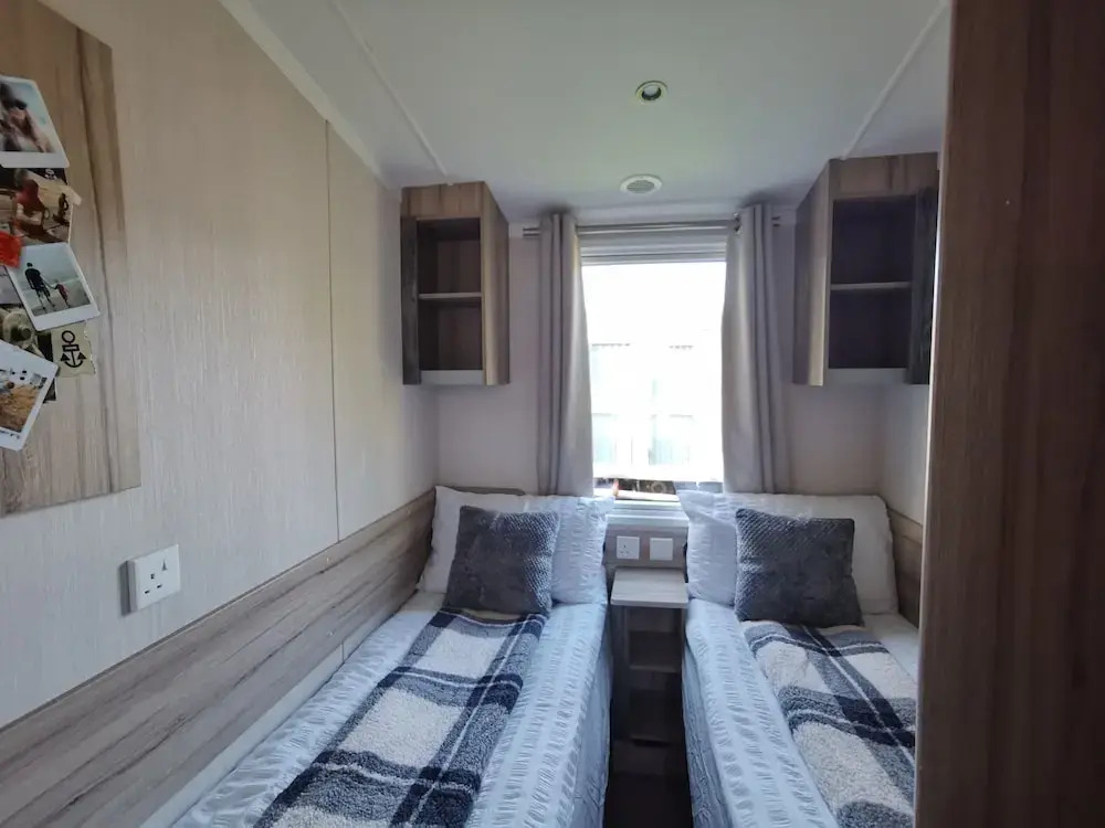 8berth- Smarttv- Closetobeach- Familyfriendly