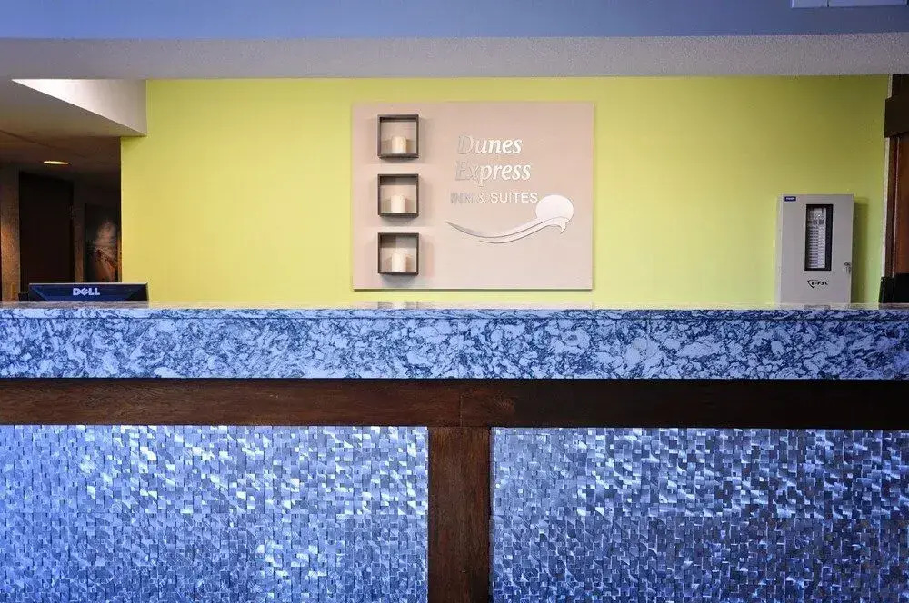 Dunes Express Inn and Suites