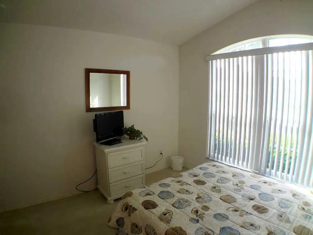 4BR 3BA Home in Indian Creek by CV-2675