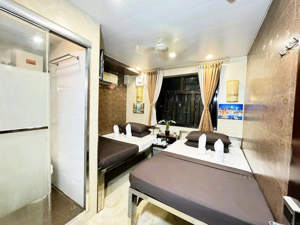 Relaince international hostel
