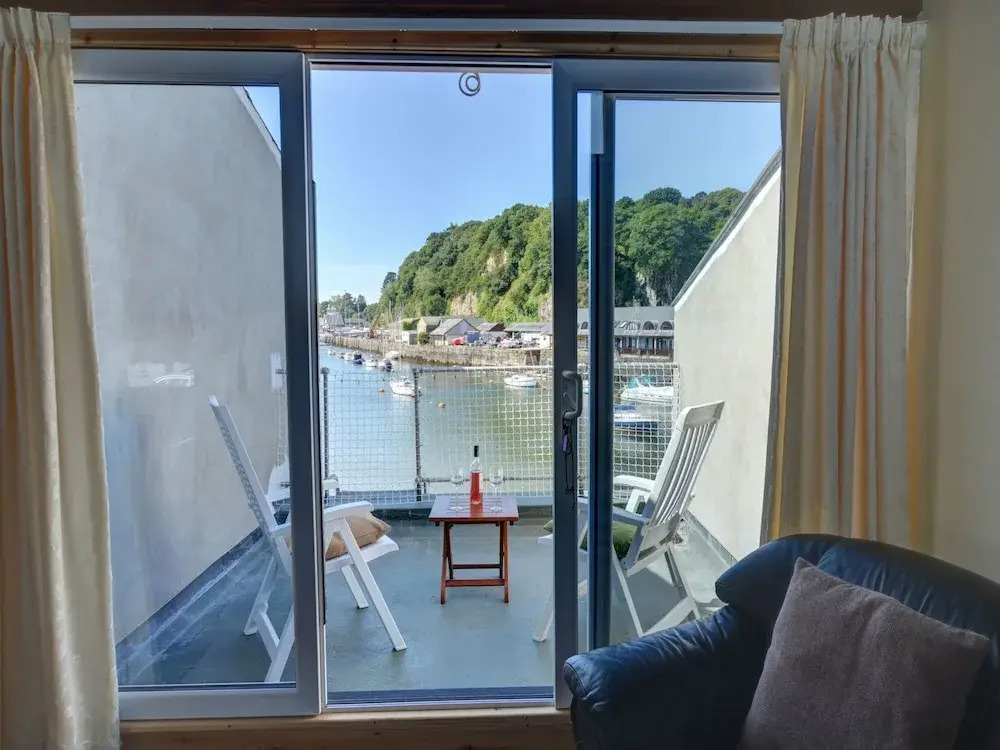 Serene Holiday Home in Porthmadog near Beach