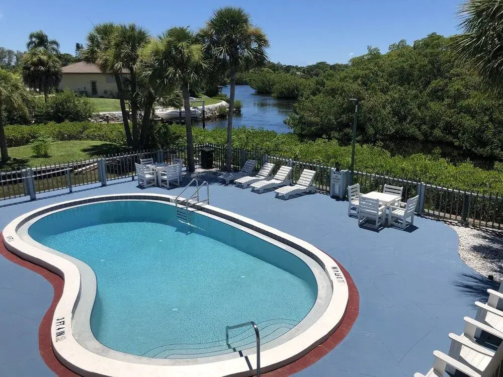 Sun Coast Inn