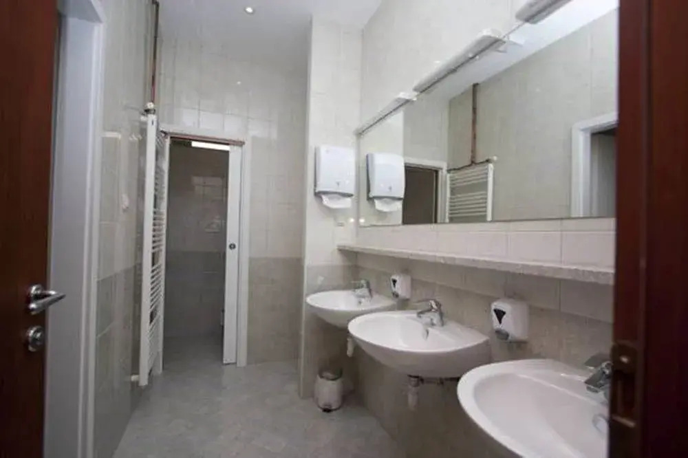 Cocoon Hostel