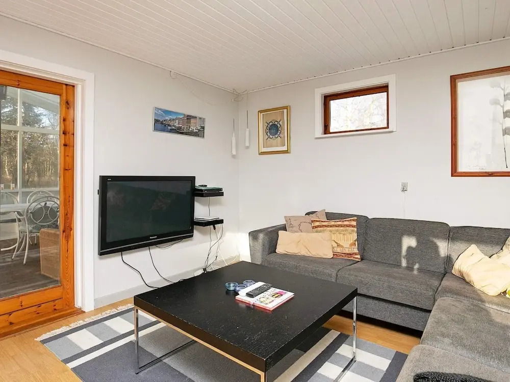 Pleasant Holiday Home in Rødby With Roofed Terrace