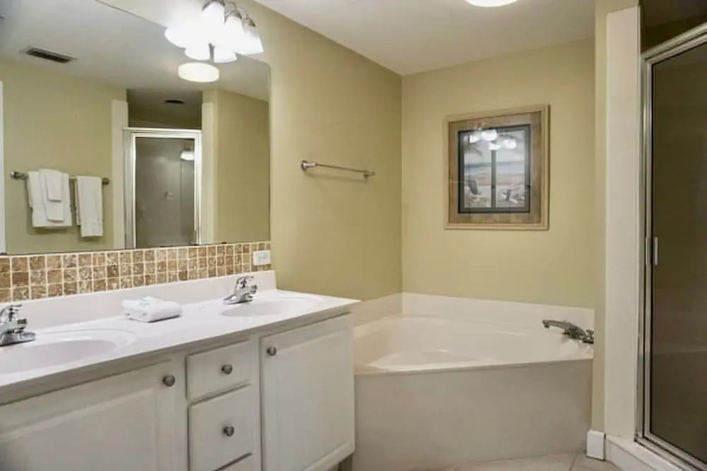 Coastal Condo 807 by Brightwild Beachfront