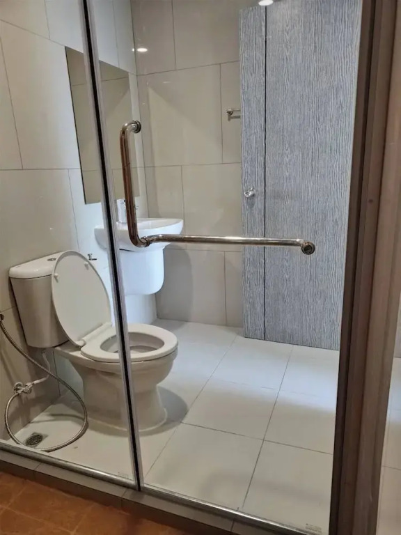 Room-charming Bangkok Apartment With Cit