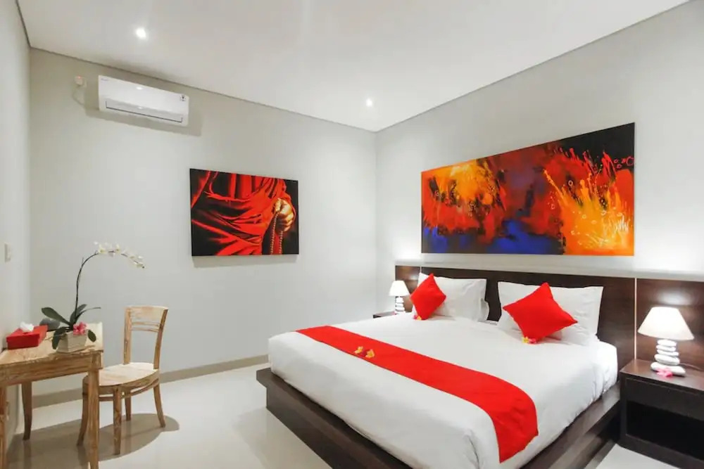 Villa 66, 5 min walk to Double 6 beach