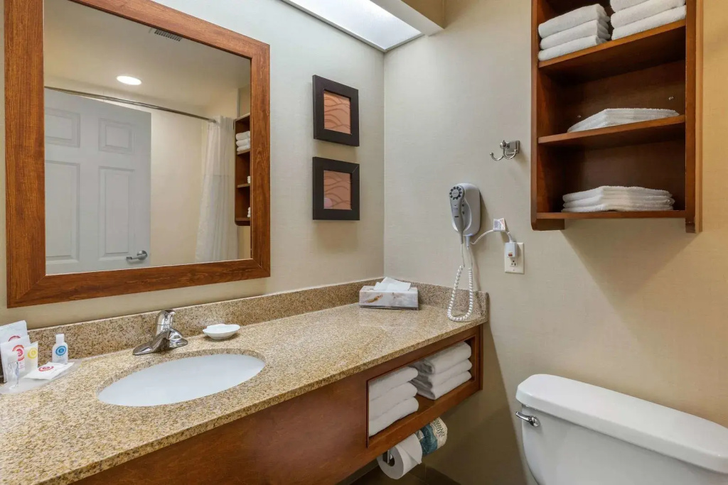 Comfort Inn & Suites North Conway