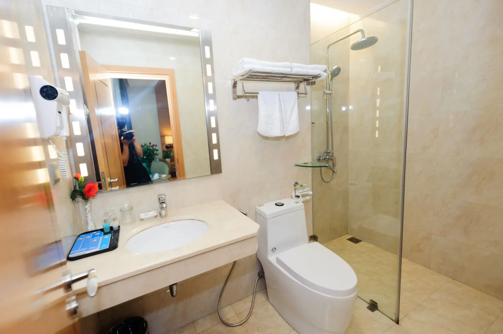 HALO HANOI HOTEL