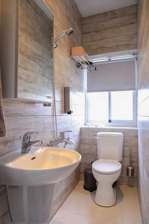 Shangping 201 B&B