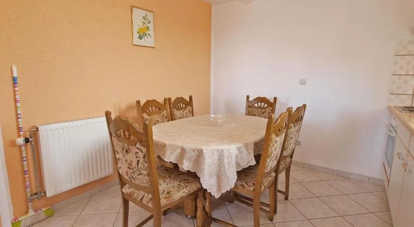 Apartments Denis 19