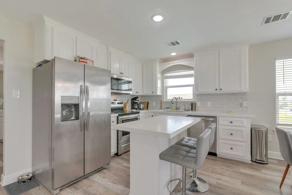 Walk to Water: Family-friendly Surfside Beach Home