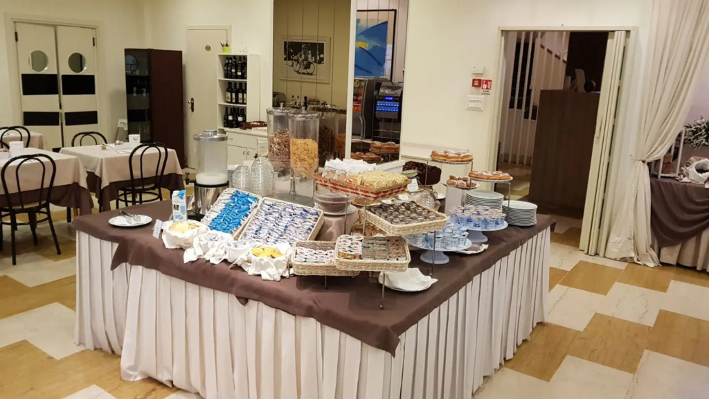 Hotel Majorca sul Mare in centro a Riccione con Area Fitness