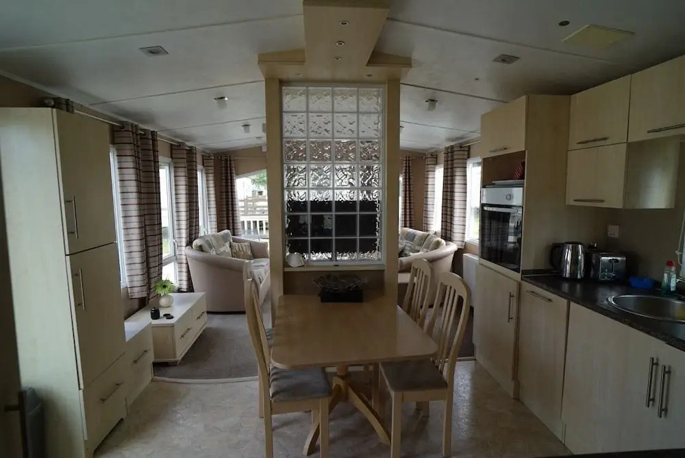 8 Berth Caravan By The Beautiful Beach Of Hunstanton In Norfolk Ref 23006W