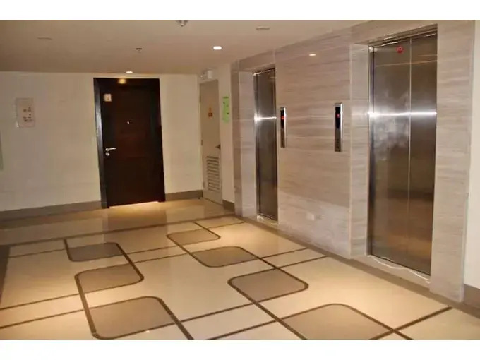 Favila Condotel Units 150 Newport Blvrd