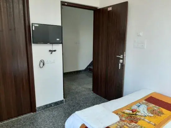 Navdeep Resort