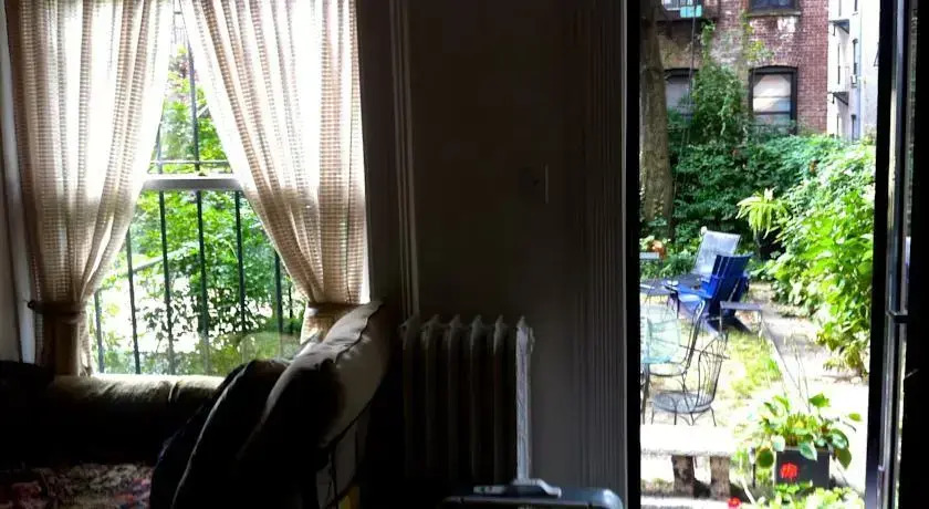 Jumel Terrace Bed & Breakfast