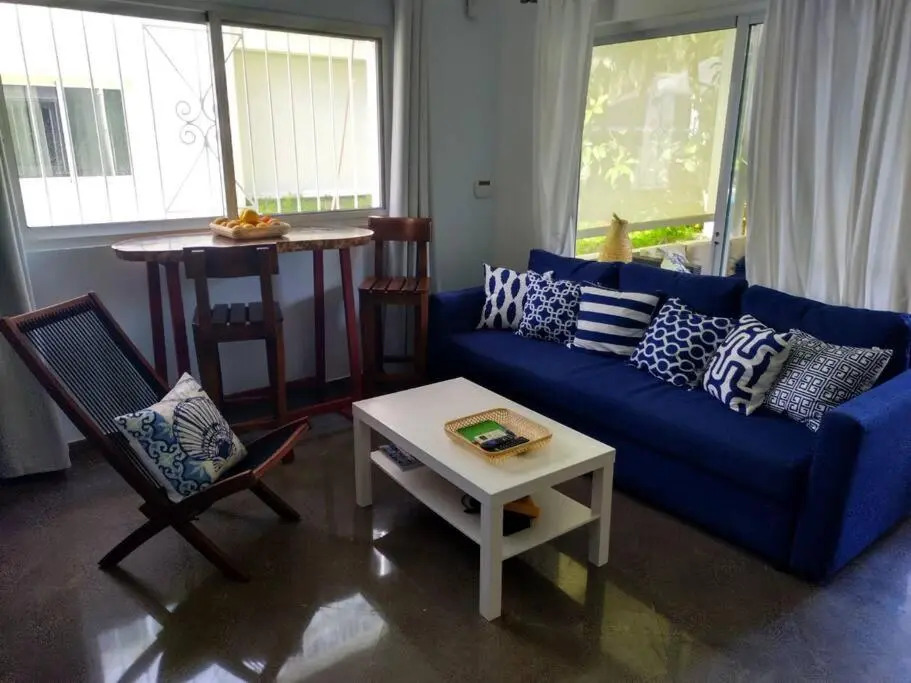 Casa Iris - Lovely 1 bdrm condo with pool; steps to the beach
