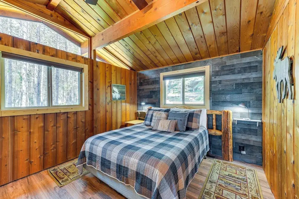 Rustic Idaho Retreat w/ Deck, Grill & Chiminea!